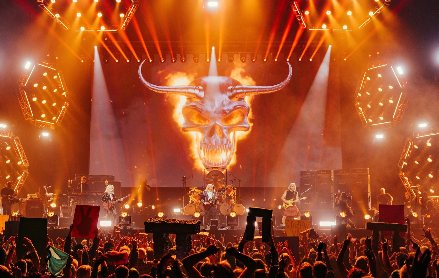 Ride banner